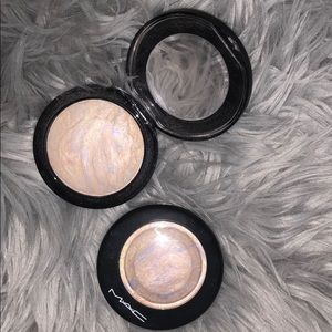 MAC Lightscapade Highlighters